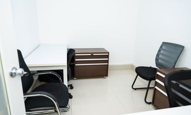 SE ALQUILA OFICINA EN AVENIDA BALBOA