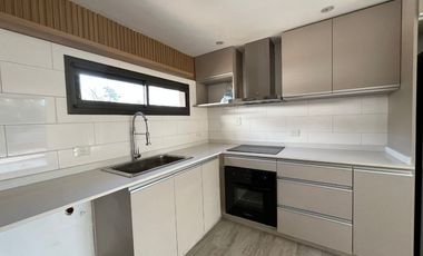 Departamento en venta en Parque Leloir
