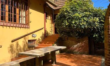 Casa con Departamento en venta en Valeria del Mar