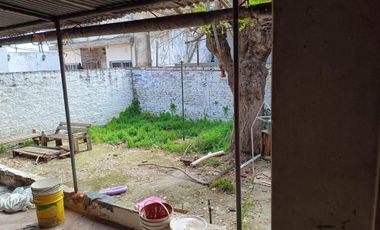 Venta  PH de Tres Ambientes con Entrada de Auto y Fondo Totalmente Independiente