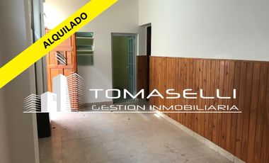 ALQUILER - PH 3 AMBIENTES CON PATIO - LA TABLADA