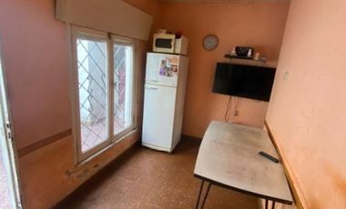CASA DE 4 AMBIENTES EN VENTA