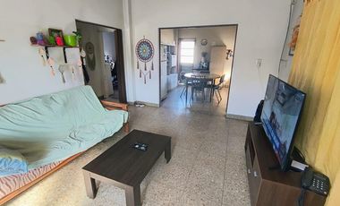 Venta- Casa 3 Amb  C/ Garage- Lavalle Al 3400- Villa Libertad