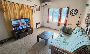 Venta- Casa 3 Amb  C/ Garage- Lavalle Al 3400- Villa Libertad