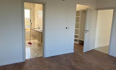 Alquiler de casa en Terralagos Canning