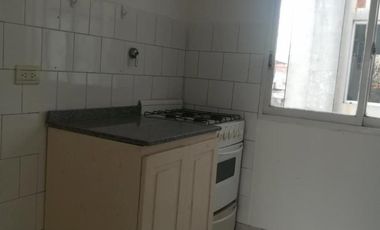 DEPTO 2 AMB.  EN SAN FERNANDO  PTE. PERON 700