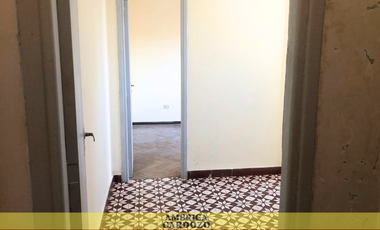 DEPARTAMENTO PLANTA ALTA UBICADO EN LA PARTE DEL MEDIO, PASO DEL REY CENTRO