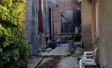 Terreno con casa a renovar - Ideal inversión para edificio- Oportunidad de Inversión