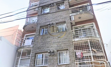 Hermoso Depto De 2 Ambientes Con Balcon. Centro De San Martin