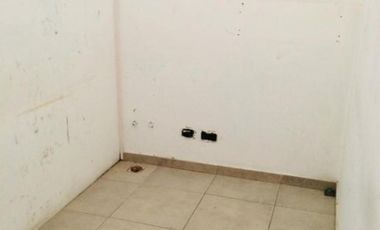 LOCAL EN ALQUILER SOBRE LINEA COMERCIAL