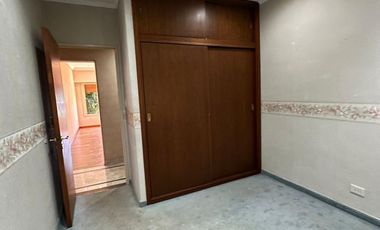 Casa de cuatro ambientes en alquiler