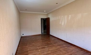 Casa de cuatro ambientes en alquiler