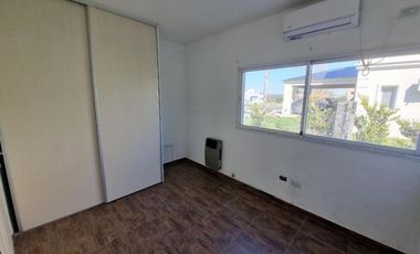 Alquiler de casa Barrio Santa juana Canning