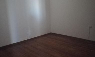 Casa 5 Ambientes con cochera, mas departamento 3 Ambientes y fondo