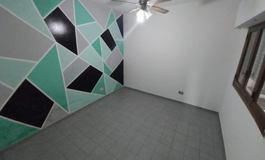 Casa 4 Ambientes EN ALQUILER, Fernandez De La Cruz 100, Ituzaingó