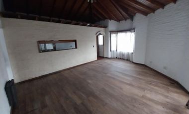 Casa 4 Ambientes EN ALQUILER, Fernandez De La Cruz 100, Ituzaingó
