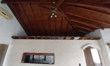 Casa 4 Ambientes EN ALQUILER, Fernandez De La Cruz 100, Ituzaingó