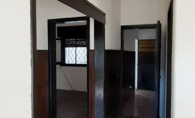 CASA AMERICANA DE 4 AMBIENTES