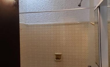 CASA AMERICANA DE 4 AMBIENTES