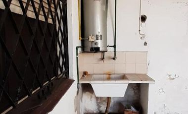 CASA AMERICANA DE 4 AMBIENTES