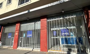 Importante local comercial en alquiler