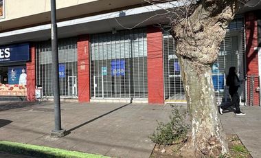 Importante local comercial en alquiler