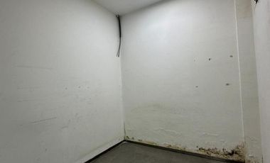Importante local comercial en alquiler