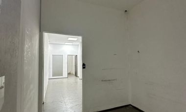 Importante local comercial en alquiler