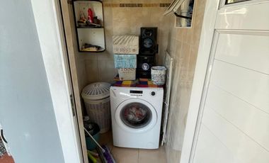 Chalet de 4 AMBIENTES ubicado a 150 metros de la Av. Espora