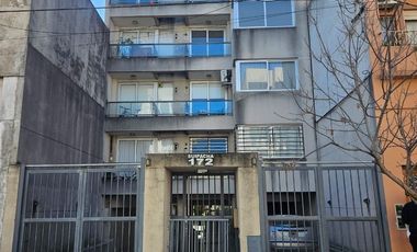 Departamento dos Ambientes en alquiler - Haedo chico