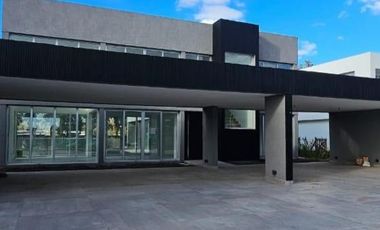 Venta de casa Terralagos Canning