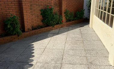 ALQUILER DE CHALET EN EXCELENTE ESTADO.