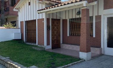 ALQUILER DE CHALET EN EXCELENTE ESTADO.