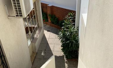 ALQUILER DE CHALET EN EXCELENTE ESTADO.