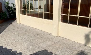 ALQUILER DE CHALET EN EXCELENTE ESTADO.