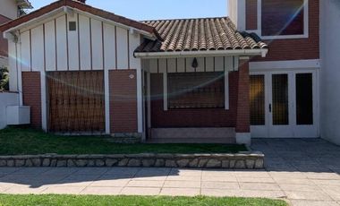 ALQUILER DE CHALET EN EXCELENTE ESTADO.