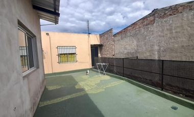 CASA MULTIFAMILIAR EN VENTA - SAN JUSTO