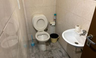 Local 92mts 2 baños T/destino a 100mts Av Saenz