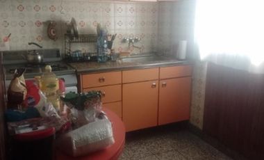 CASA DE TRES AMBIENTES