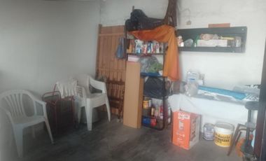 CASA DE TRES AMBIENTES