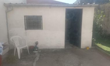 CASA DE TRES AMBIENTES