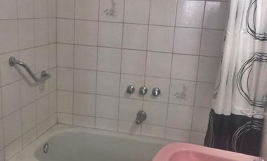 Venta Casa De Lote Propio. A Reciclar. Jardín. Patio. 184mts. Pje Verdi 1700. Monte Castro. Floresta