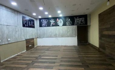 Dos locales unificados en alquiler