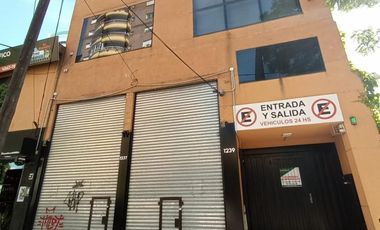 Dos locales unificados en alquiler