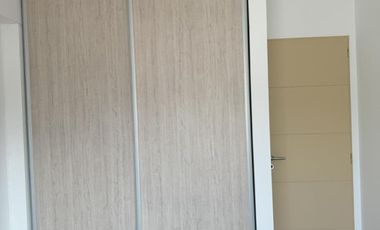 DEPARTAMENTO A ESTRENAR 4 AMBIENTES 2 BAÑOS, 2 COCHERAS CUBIERTAS.