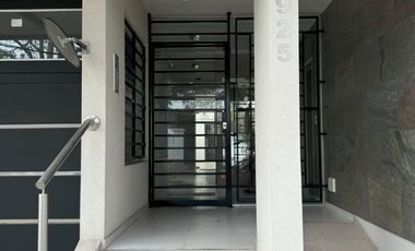 DEPARTAMENTO A ESTRENAR 4 AMBIENTES 2 BAÑOS, 2 COCHERAS CUBIERTAS.