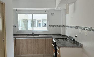 DEPARTAMENTO A ESTRENAR 4 AMBIENTES 2 BAÑOS, 2 COCHERAS CUBIERTAS.