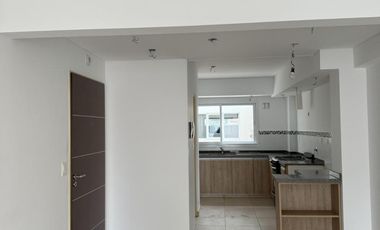 DEPARTAMENTO A ESTRENAR 4 AMBIENTES 2 BAÑOS, 2 COCHERAS CUBIERTAS.
