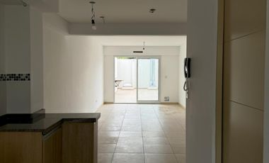 DEPARTAMENTO A ESTRENAR 4 AMBIENTES 2 BAÑOS, 2 COCHERAS CUBIERTAS.