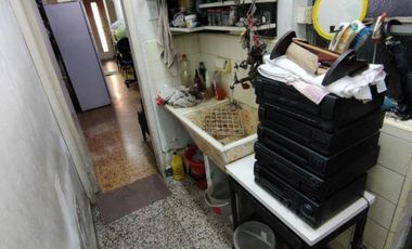 CASA Y DPTO EN ESQUINA